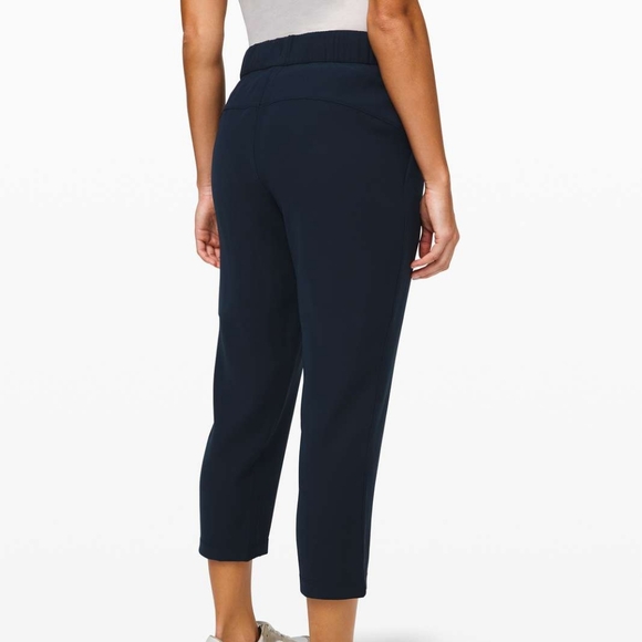 Lululemon On The Fly Navy Pants - Picture 3 of 9